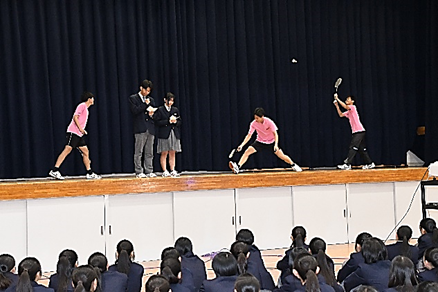 新入生への部活動紹介と新入生歓迎会