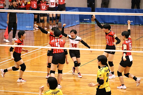 第77回中国高校バレーボール選手権大会で3位に！