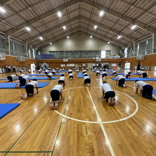 教育実習生の研究授業風景