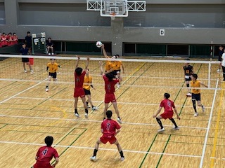 男子バレーボール部、県総体で第3位！