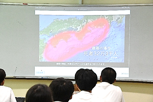 地震、津波を想定した第2回防災教育の実施