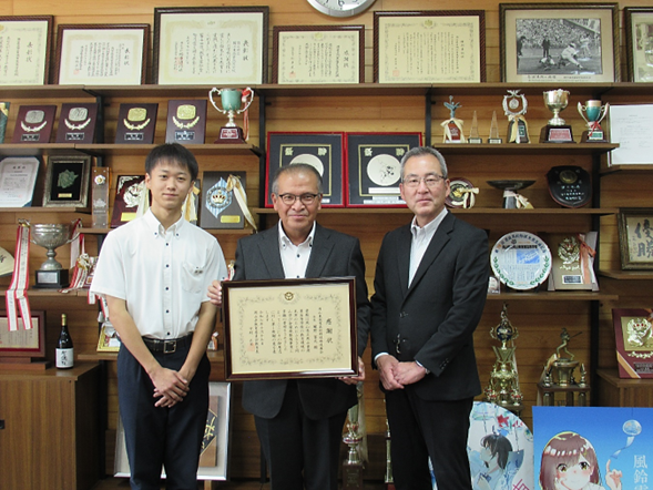 「クラブハウス整備プロジェクト事業」感謝状贈呈